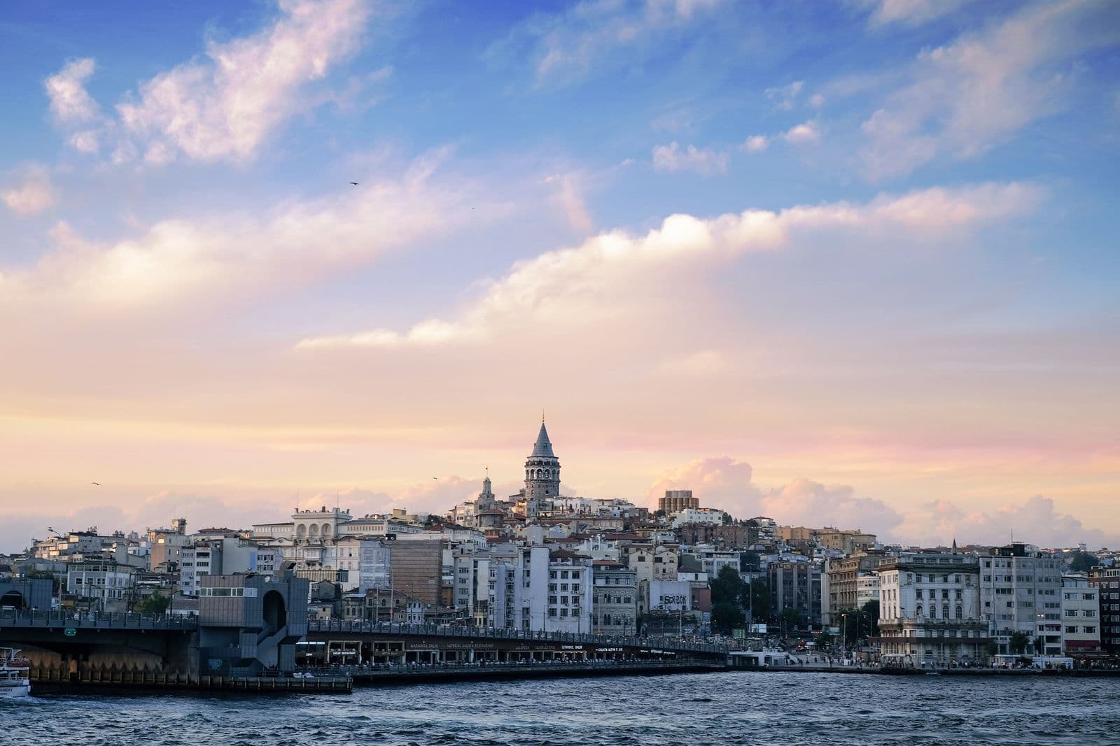 Istanbul Airports to Karaköy, Galata & Galataport (Cruise Port) 2026